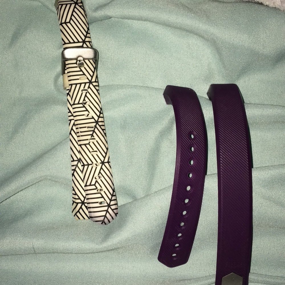 2 FitBit Alta bands